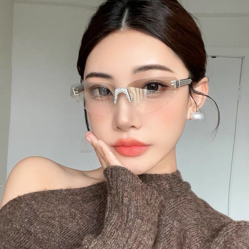 Sunglasses Cat Eye - Kacamata Hitam Wanita Seksi Model Cat