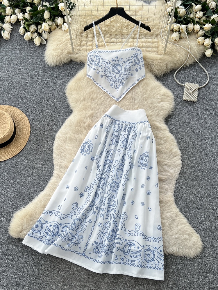 Set Dua Potong Bordir Bunga Mu - Maxi Dress Halter ulasan dan harga