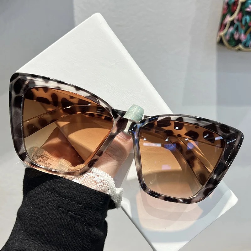 Kacamata Hitam Cat Eye Trendi  - Sunglasses Cat Eye ulasan dan harga
