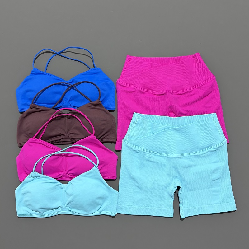 Set Olahraga Wanita 2 Potong V - Crop Top Crochet ulasan dan harga